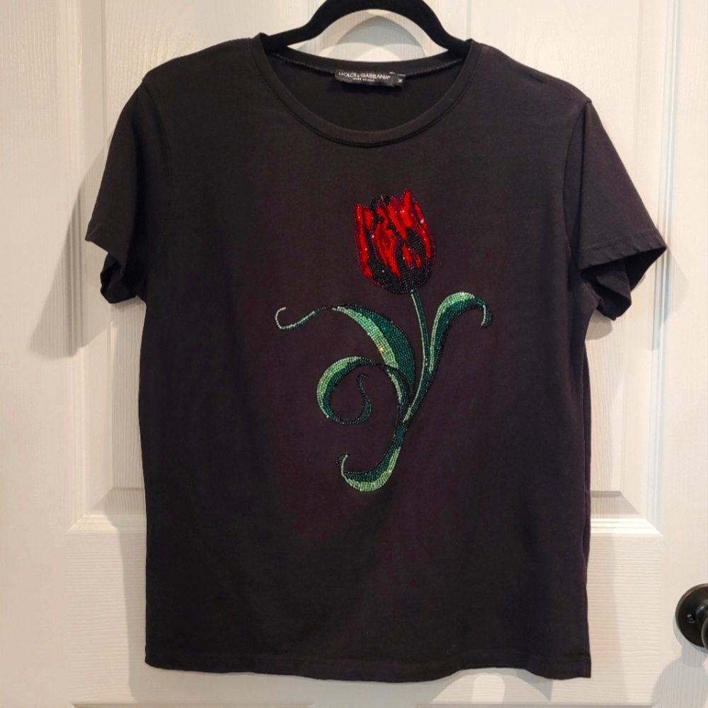 Dolce & Gabbana Black Short Sleeve T-Shirt with Red Floral Design Size Medium